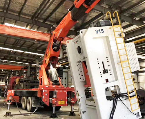 政和县附近随车吊出租，轻松解决运输难题